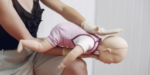 Nova técnica de desengasgo altera manobra de Heimlich