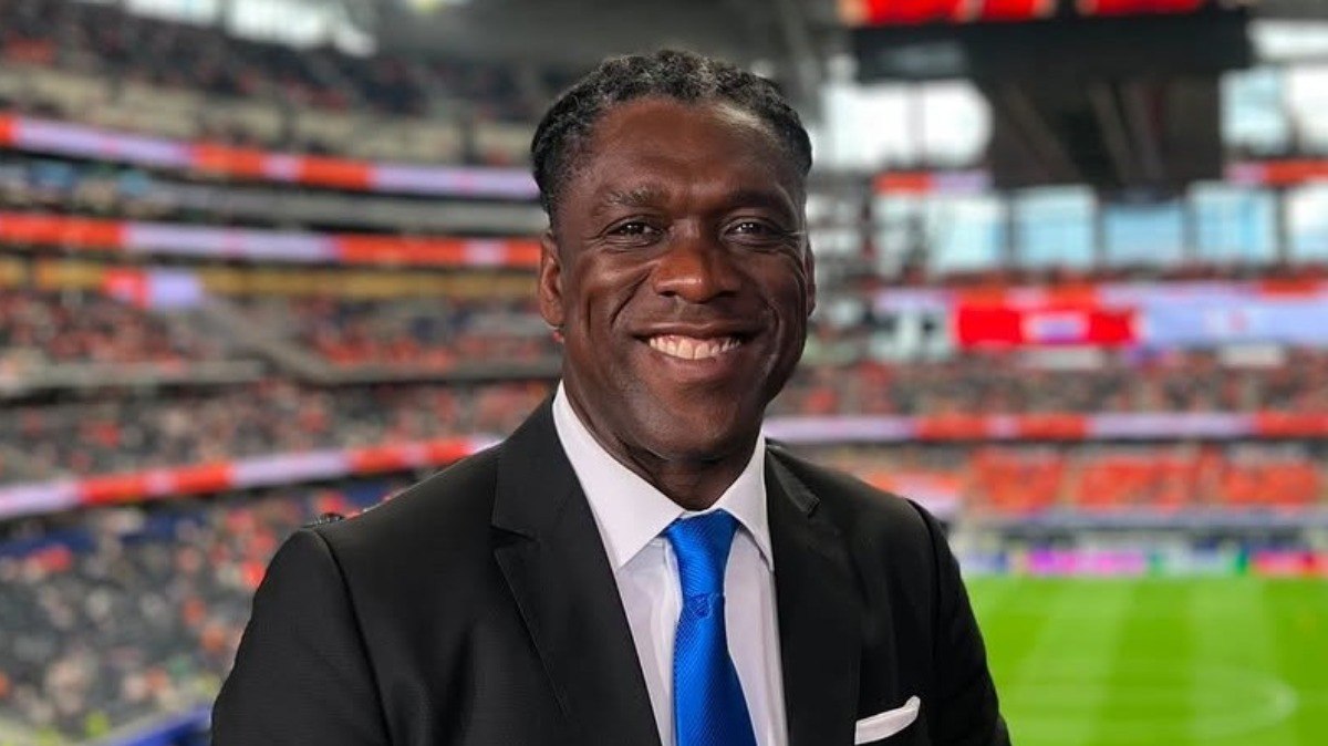 Seedorf%20ganha%20apoio%20de%20campe%C3%A3o%20do%20mundo%20pra%20salvar%20Corinthians
