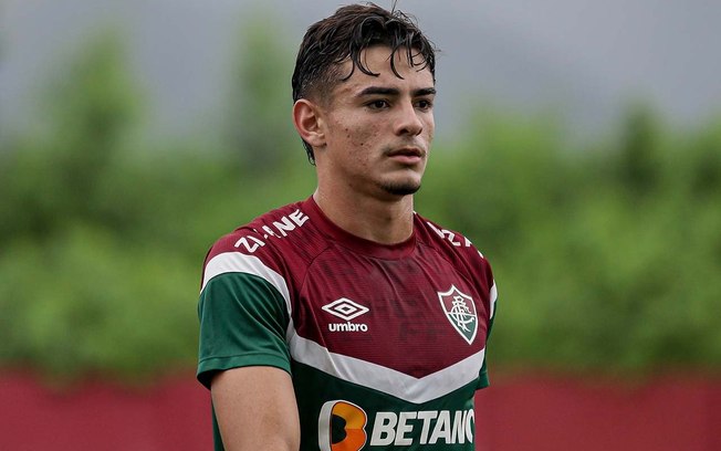 Felipe Andrade pode ter novas chances com a camisa do Fluminense 