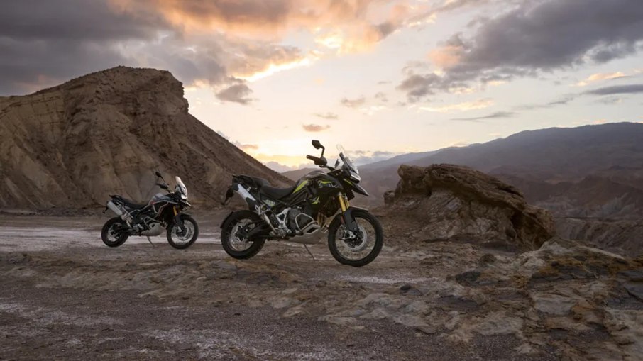 Edições especiais Alpine e Desert chegam ao Brasil para as linhas Tiger 900 e Tiger 1200