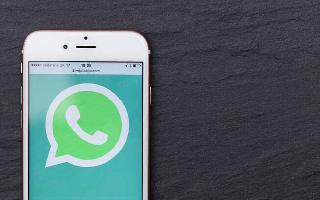 WhatsApp terá que remover vídeo de candidato do PR