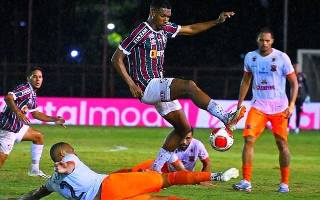 Lelê marcou seis gols no Carioca e é o artilheiro do Fluminense