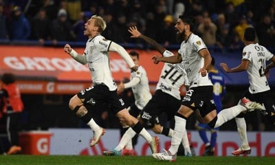 Vitória contra o Boca põe Corinthians em grupo seleto de times do brasil