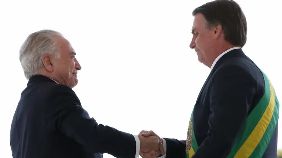 Michel Temer e Jair Bolsonaro durante a cerimônia de posse em 2019