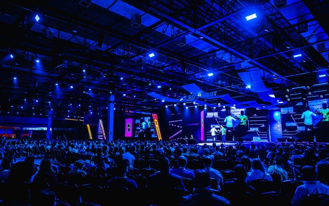 RD Summit anuncia Palco Diálogos com painéis e podcasts