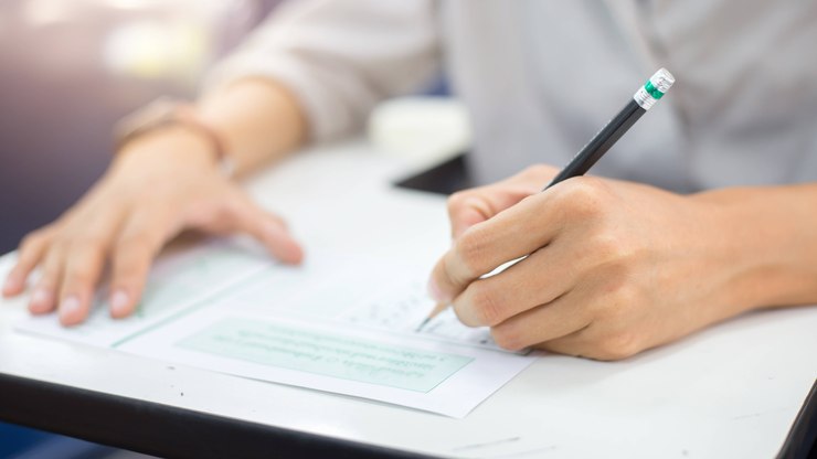 Enade das Licenciaturas: avaliação sim,
alarmismo não