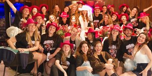 Giovanna Lancellotti reúne famosas em despedida de solteira