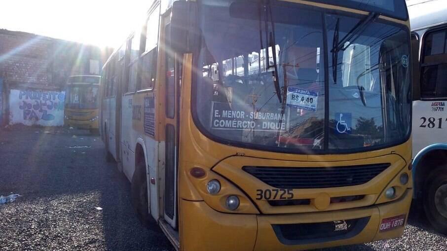 Na manhã desta terça, cerca de quatro ônibus foram roubados em Salvador