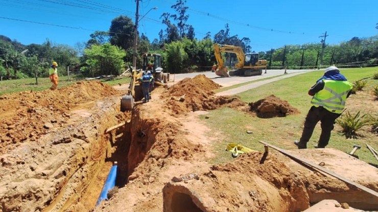Capela tem rua interditada para obras da Sanebavi