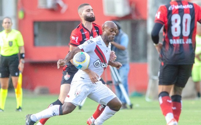 Atlético-GO vence, respira na tabela e afunda Vitória no Z-4