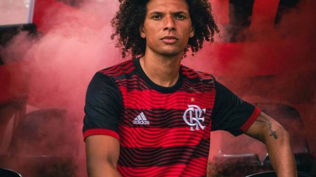 Flamengo anuncia novo uniforme 1 inspirado na arquibancada