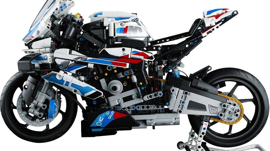 Miniatura BMW M 1000 RR é vendida por R$ 1.280 no site da Lego.