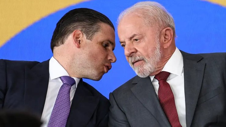Fim da escala 6x1: governo deve mandar PL à Câmara até quarta