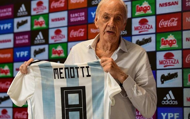 Cesar Luis Menotti é o atual diretor de seleções da Associação Argentina de Futebol