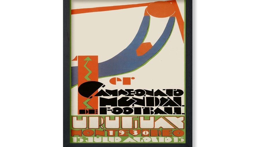Cartaz feito pelo artista Uruguaio Guillermo Laborde para o 1º Campeonato Mundial de Futebol (a primeira Copa do Mundo da FIFA), realizado no Uruguai em 1930. O cartaz apresenta uma estética marcante do estilo Art Deco e do movimento artístico Planismo uruguaio Cartaz feito pelo artista Uruguaio Guillermo Laborde para o 1º Campeonato Mundial de Futebol (a primeira Copa do Mundo da FIFA), realizado no Uruguai em 1930. O cartaz apresenta uma estética marcante do estilo Art Deco e do movimento artístico Planismo uruguaio