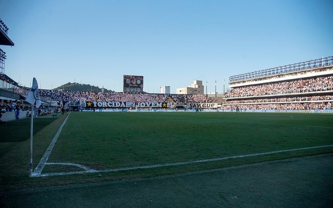 Santos pede liberação de público para duelo contra o Brusque