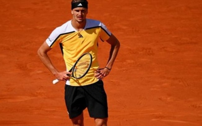 Zverev se pronuncia após erro de arbitragem na final de Roland Garros