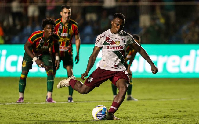 Fluminense bateu o Sampaio Corrêa e agora volta suas atenções para o Atlético-MG 