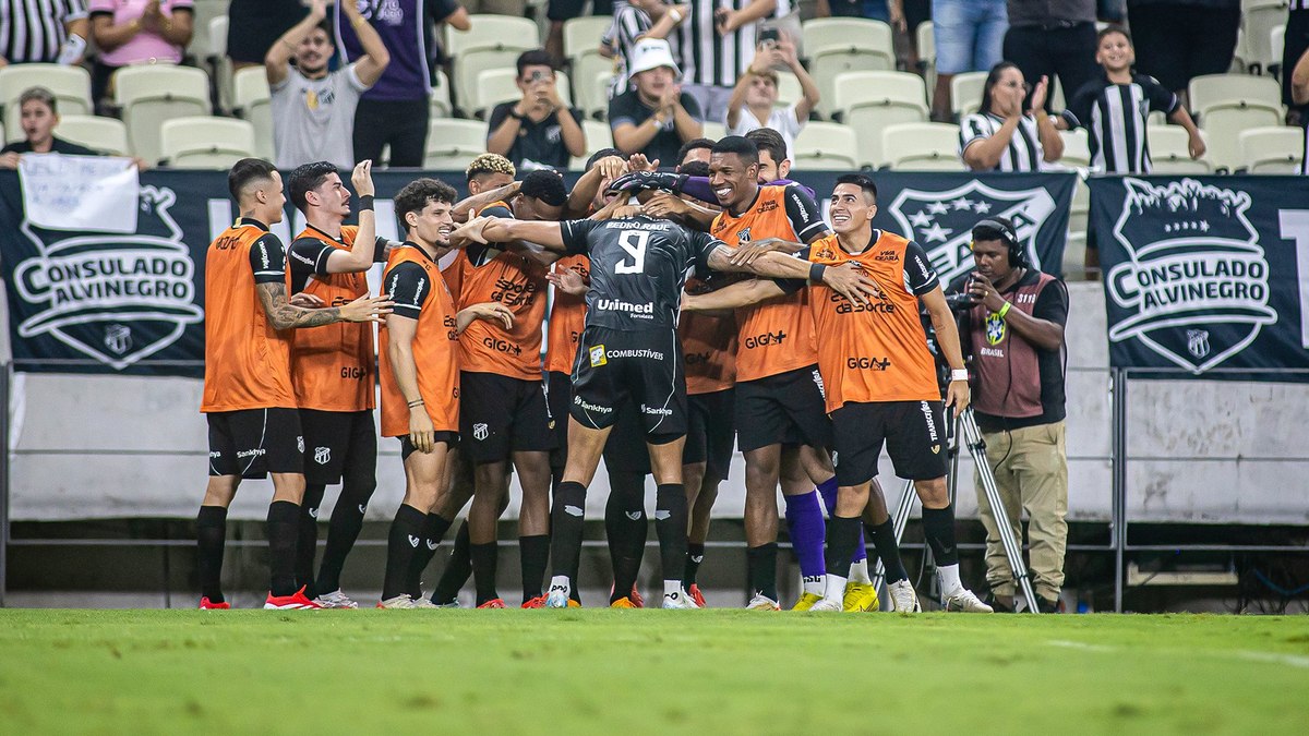 Ceará vence o Vasco por 2 a 1, pelo Brasileirão Ceará vence o Vasco por 2 a 1, pelo Brasileirão