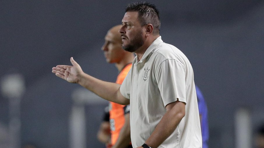 Thiago Kosloski é demitido do Corinthians