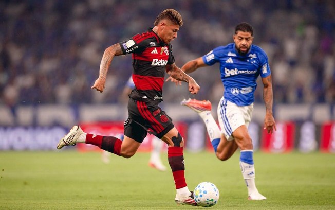 Leonardo Jardim vê como péssima a falta de capacidade do Flamengo em sustentar a bola no segundo tempo., E isso determinou a derrota