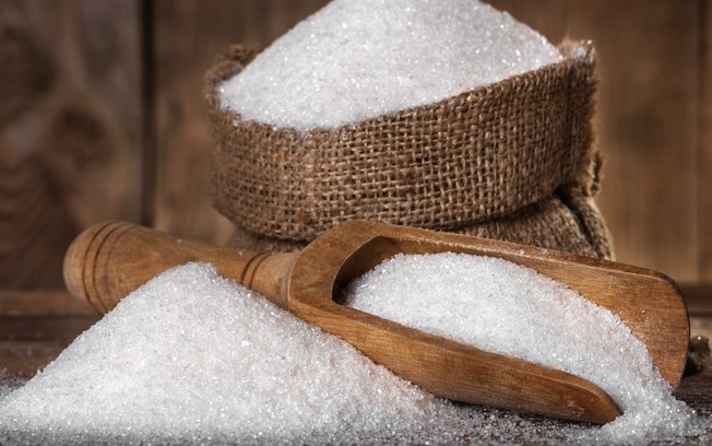 Esfoliação com açúcar: benefícios e como fazer