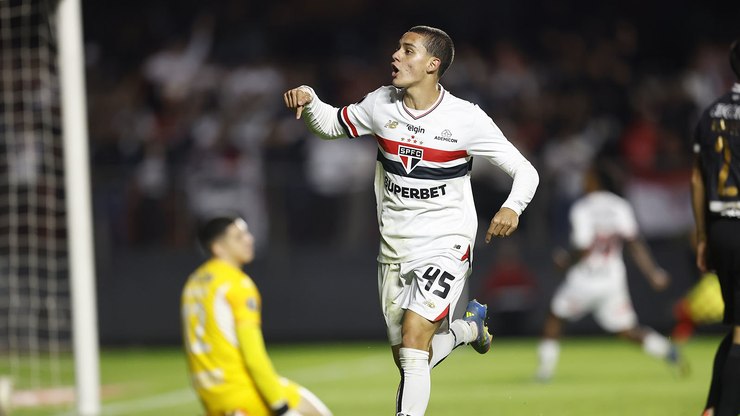 Conheça Lucca, herói do São Paulo em classificação na Liberta