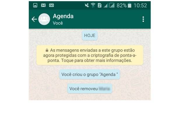 Crie um grupo com algum dos seus contatos e depois o exclua da conversa. Você ficará sozinho no grupo e poderá usa-lo como agenda. 