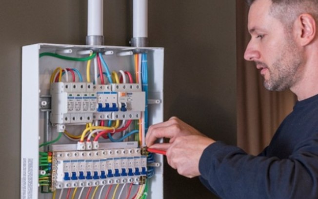 Eventos climáticos exigem atenção às instalações elétricas Eventos climáticos exigem atenção às instalações elétricas