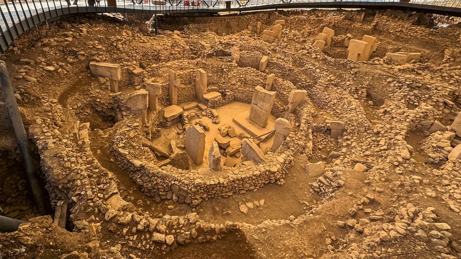Detalhe do sítio arqueológico de Göbekli Tepe. Detalhe do sítio arqueológico de Göbekli Tepe.