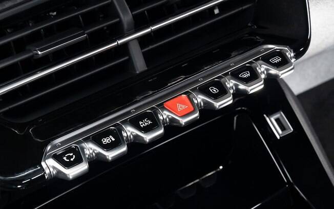 Peugeot 208 Active Pack: versão intermediária tem apelo frente aos rivais
