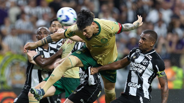 Palmeiras bate Ceará e abre vantagem na 3ª fase da Copa do Brasil
