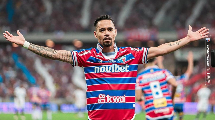 Caio Alexandre e Yago Pikachu Caio Alexandre e Yago Pikachu