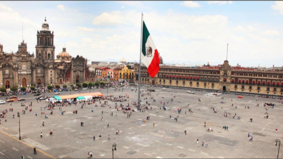 Praça da Constituição também conhecida como Zócalo - Cidade do México Praça da Constituição também conhecida como Zócalo - Cidade do México
