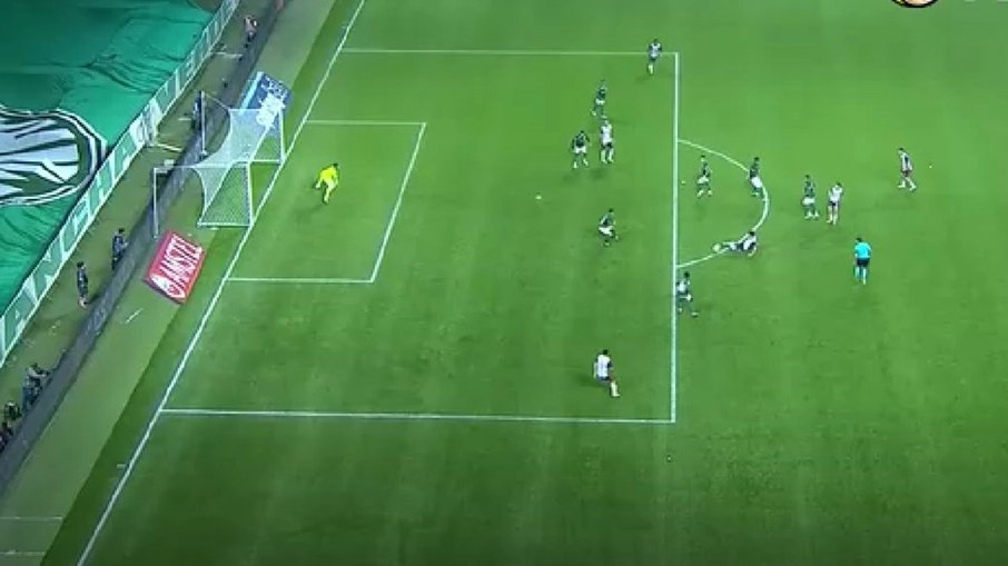 Imprensa paraguaia aponta erro do VAR em gol contra Palmeiras Imprensa paraguaia aponta erro do VAR em gol contra Palmeiras