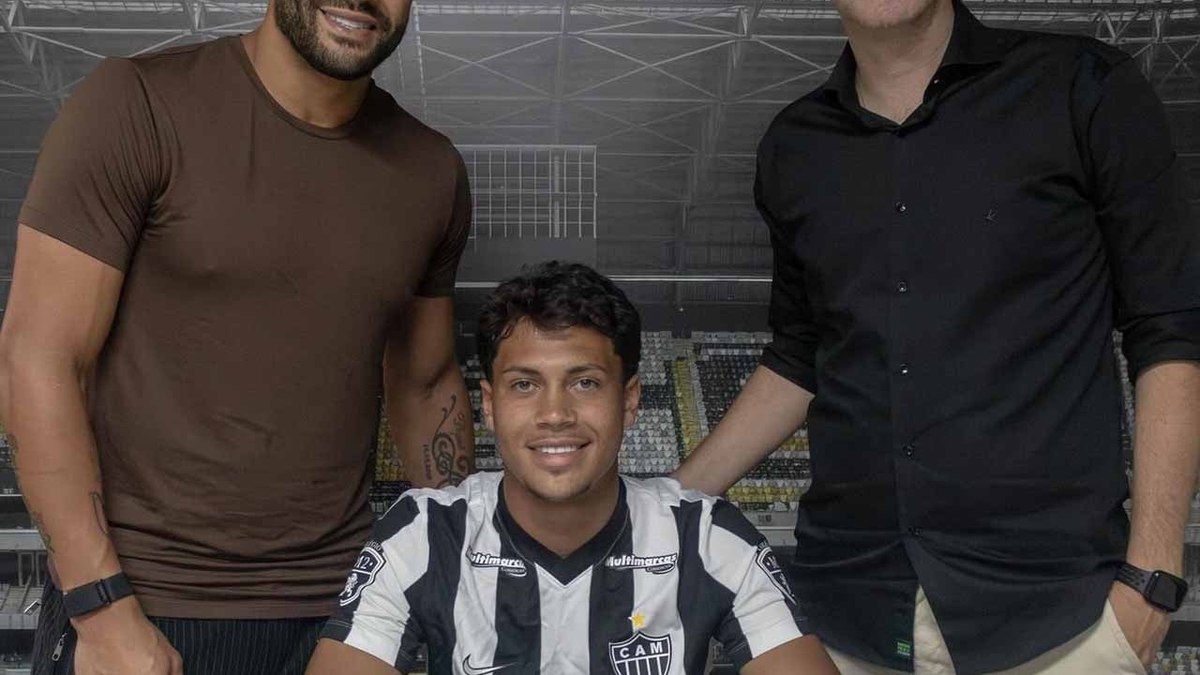 Ian Ângelo, filho de Hulk, assina contrato profissional com o Atlético-MG