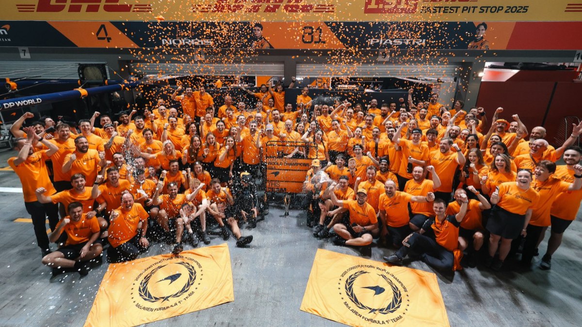 McLaren celebra título de Construtores McLaren celebra título de Construtores