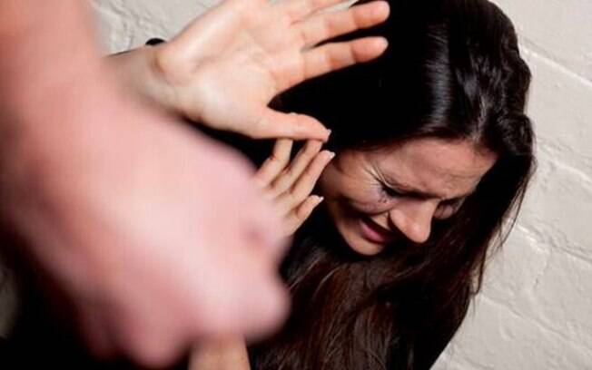 Projeto nas redes sociais ajuda a combater violência contra mulheres