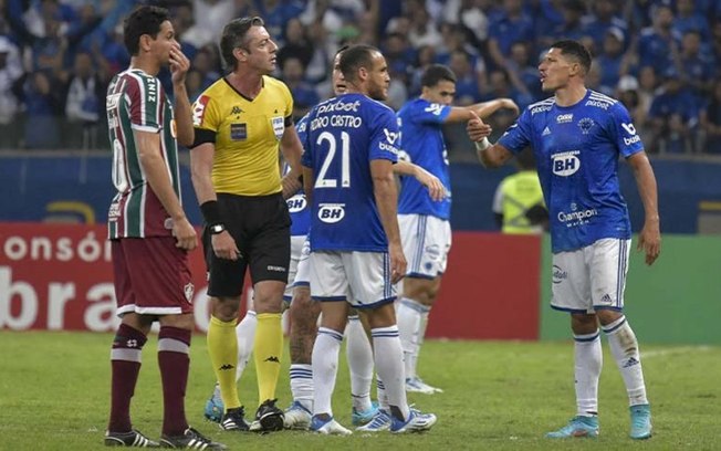 Eliminado na Copa do Brasil, Cruzeiro volta as atenções ao acesso à Série A, principal objetivo do ano