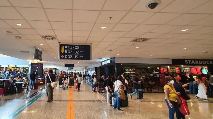 Viracopos e rodoviária esperam 254 mil passageiros no feriado
