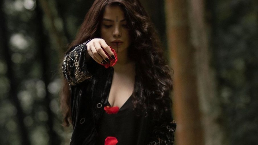 Mulheres e magia: como a bruxaria vive no país hoje Mulheres e magia: como a bruxaria vive no país hoje