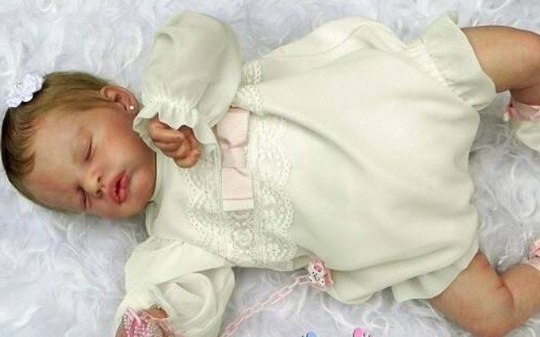 Bebê Reborn: ele não é real e o vazio também não será imaginário