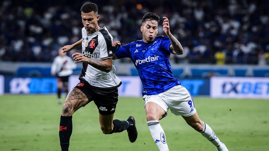 Cruzeiro e Vasco se enfrentam em Uberlândia Cruzeiro e Vasco se enfrentam em Uberlândia