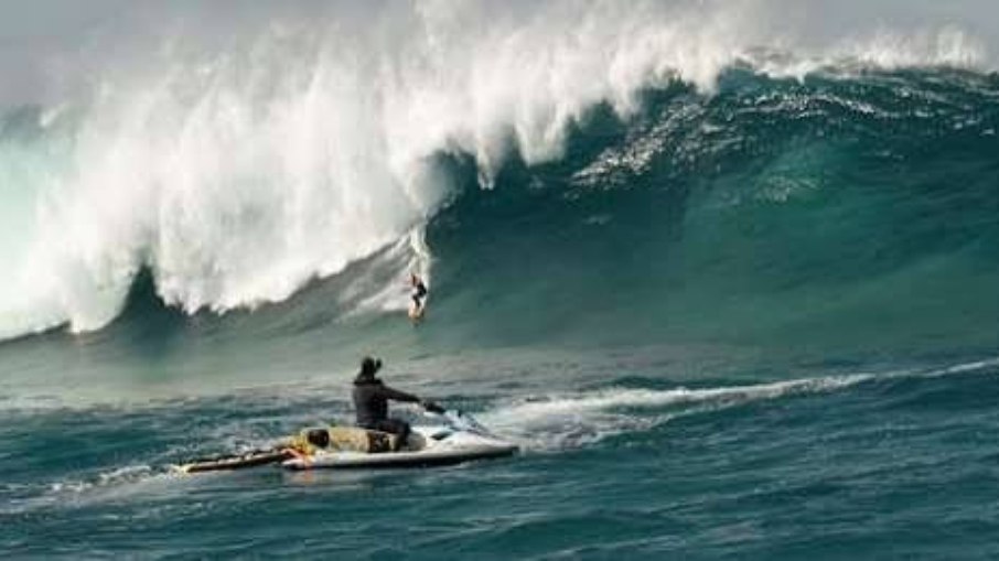 Michaela Fregonese - Maior onda do Surf Feminino