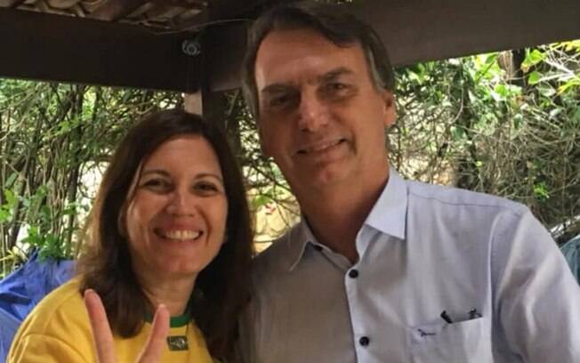 Bia Kicis e Jair Bolsonaro se encontraram depois de atrios.