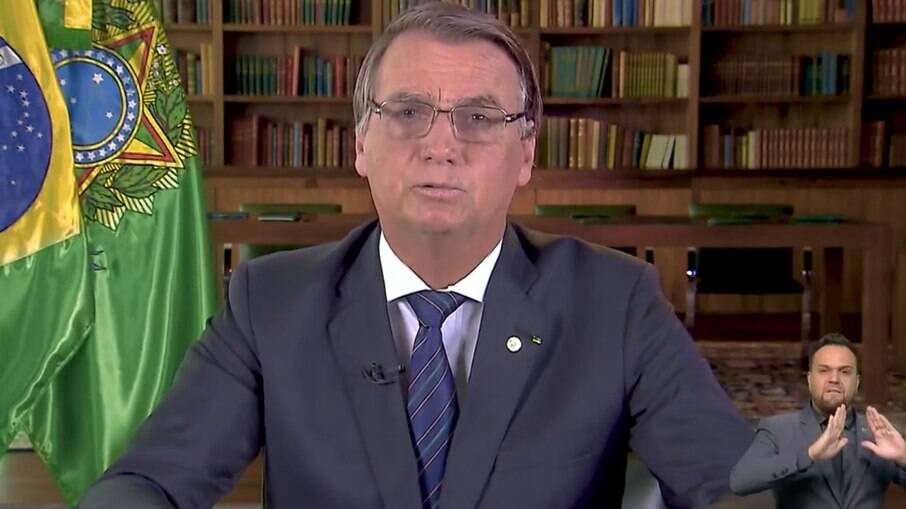 Presidente Jair Bolsonaro (PL) durante pronunciamento desta sexta-feira (31)