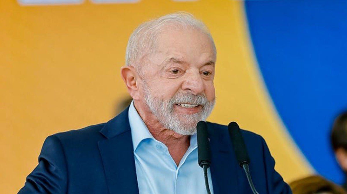 Corinthians parabeniza Lula pela reeleição como presidente do Brasil