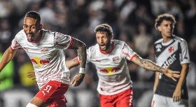 Bahia bate São Paulo e Ceni supera ex-clube pela primeira vez