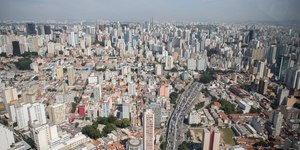 Chuvas causam 79 quedas de árvore e 5 desabamentos em São Paulo