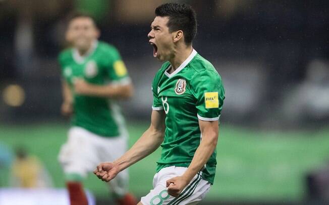Hirving Lozano comemora gol na vitória que garantiu o México na Copa 2018